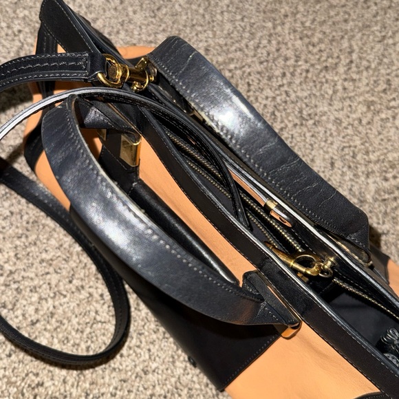 Chloe Authentic Alice Large Zip Top Handle Bag with Strap in Colorblock Leather - Picture 6 of 15